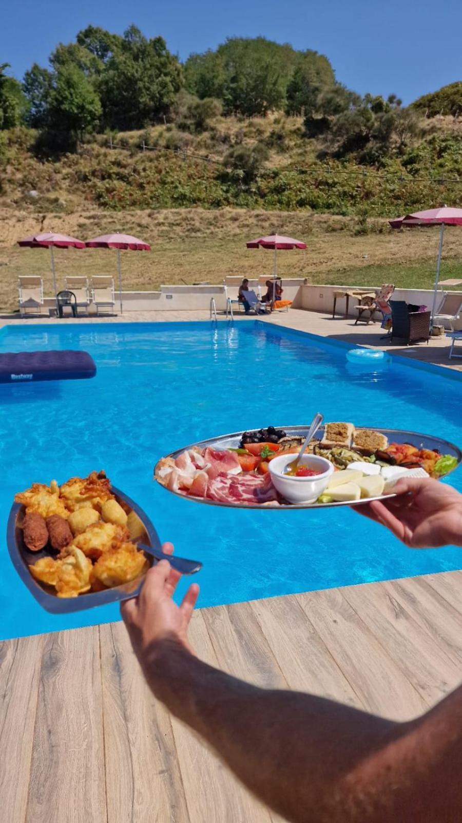 Agriturismo Ferrari Dipignano Exteriör bild